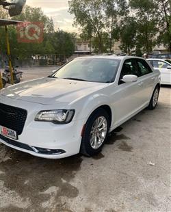 كرايسلر 300